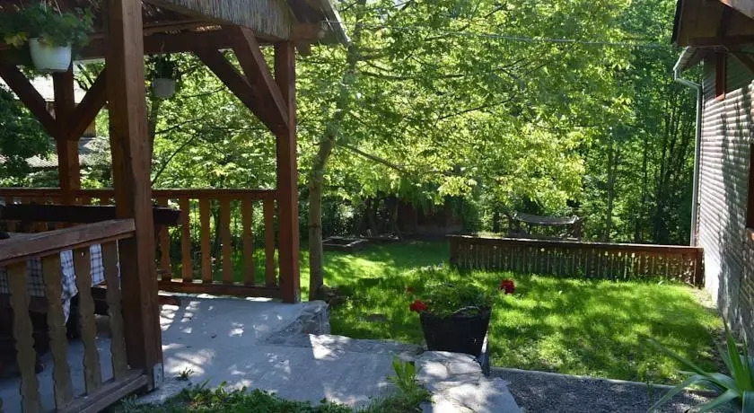 Cabana Feher