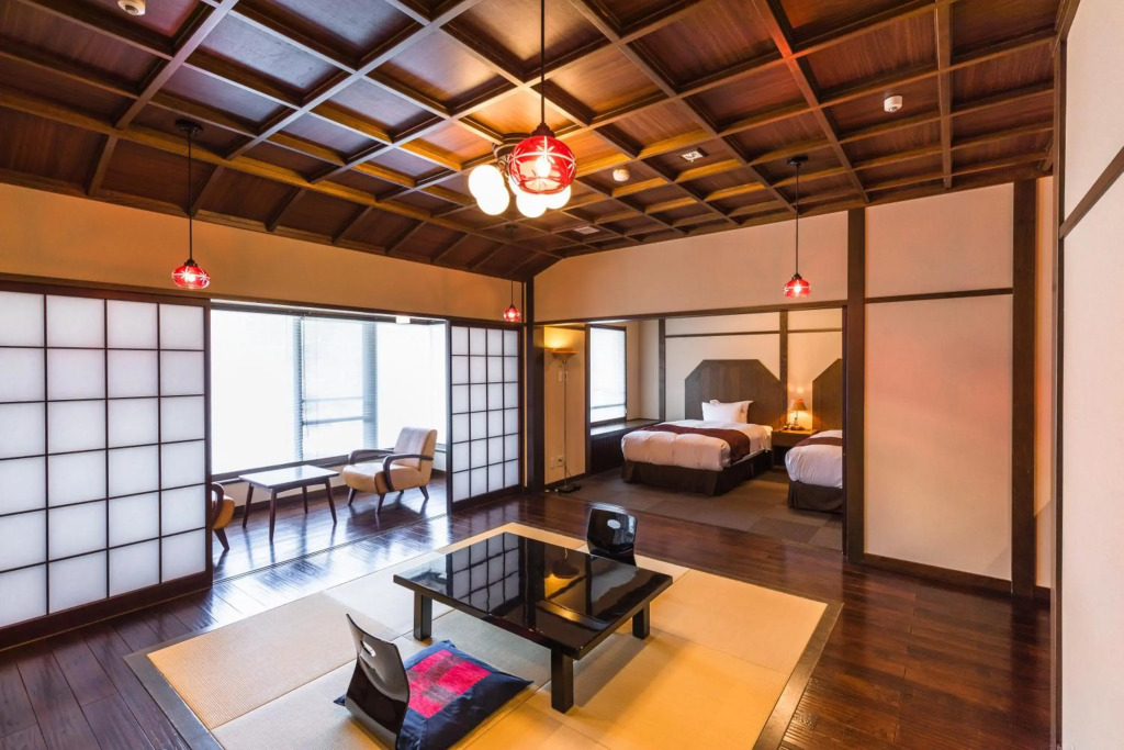 Tsuta Onsen Ryokan