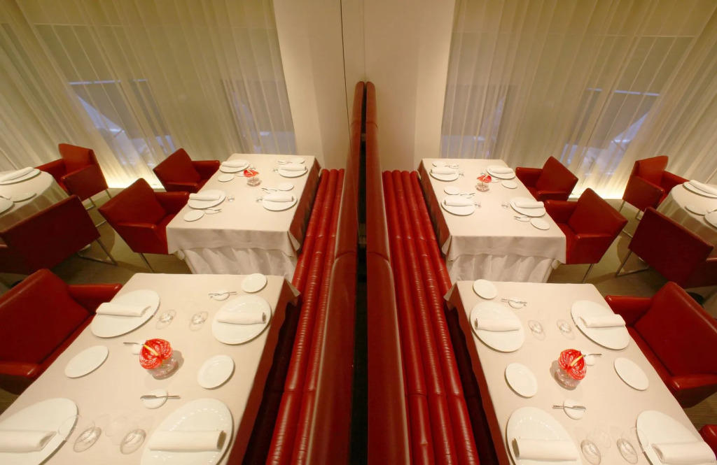 Cram Hotel