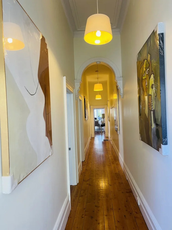 3 GrandKing executive Art living house