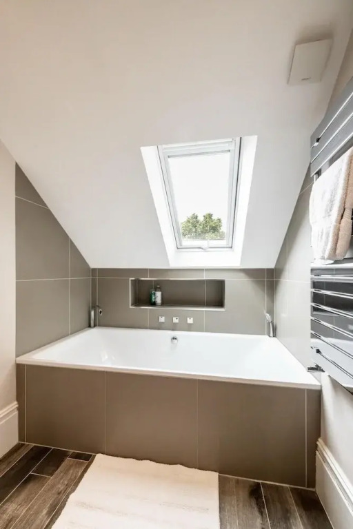 Dream House London 5bd with gym, cinema and hot tub