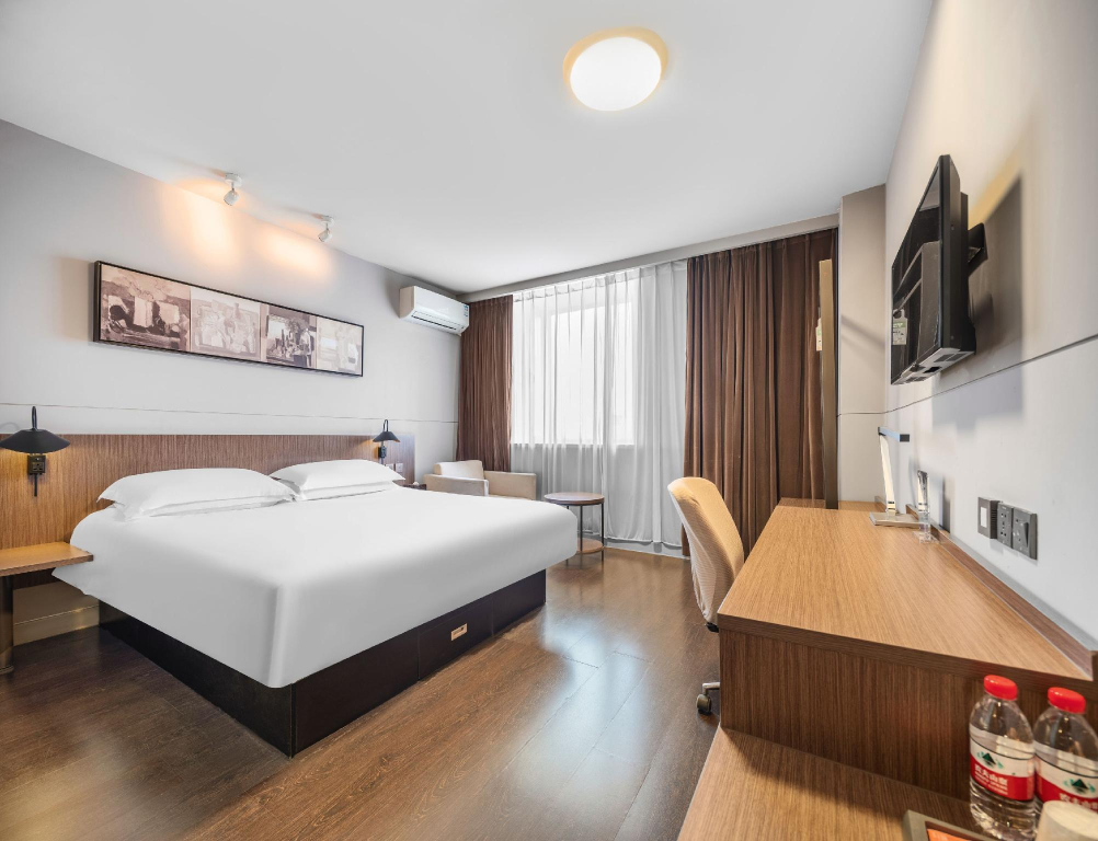 Jinjiang Inn Select Wuhan Chuhehan Street Shuiguo Lake