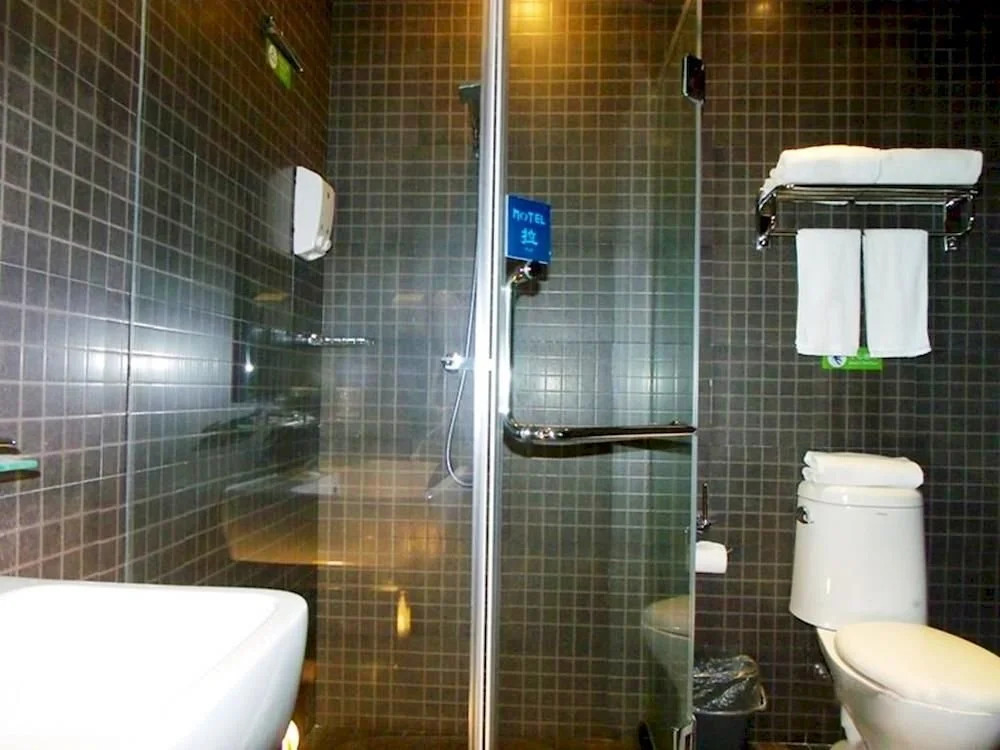 Motel 168 Tianjin Hongqi Road Baoshan Avenue