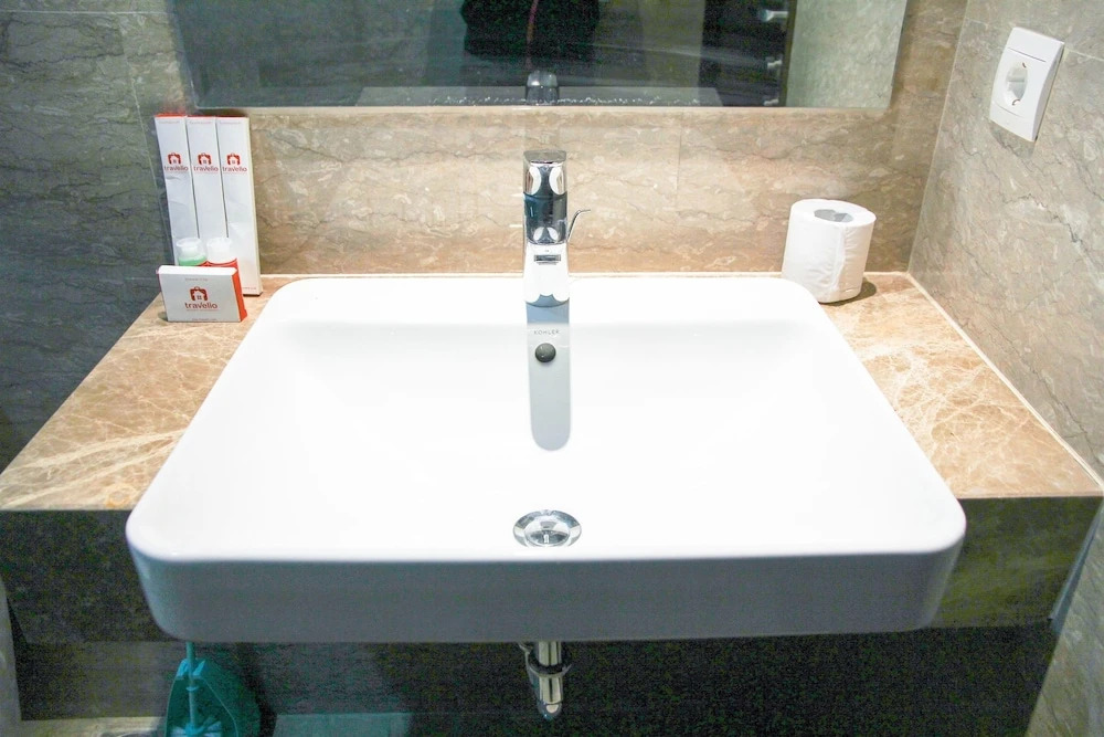Affordable 2BR Apartment @ Menteng Park
