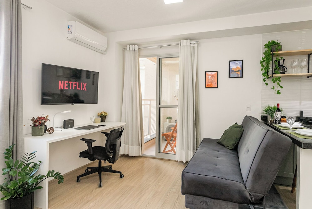 Moderno com AC piscina e academia