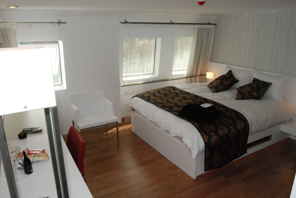 Otantik Gemi Hotel