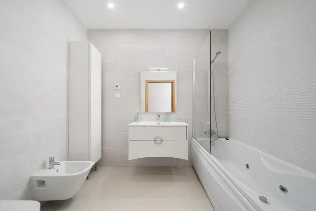 Luxury 2 Bed Apartment, Porto De Mos, 550m from Beach
