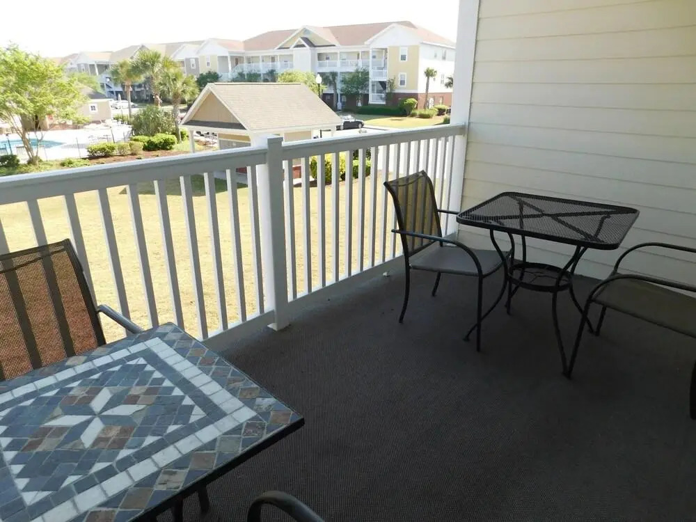 Havens #423 2 Bedroom Condo by Redawning
