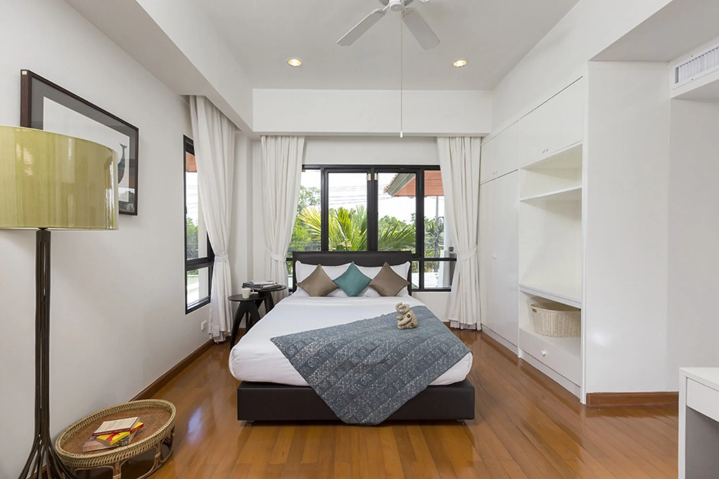 Laguna Fairway View Villa