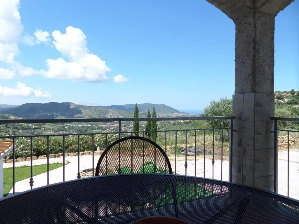 LEremo Country House