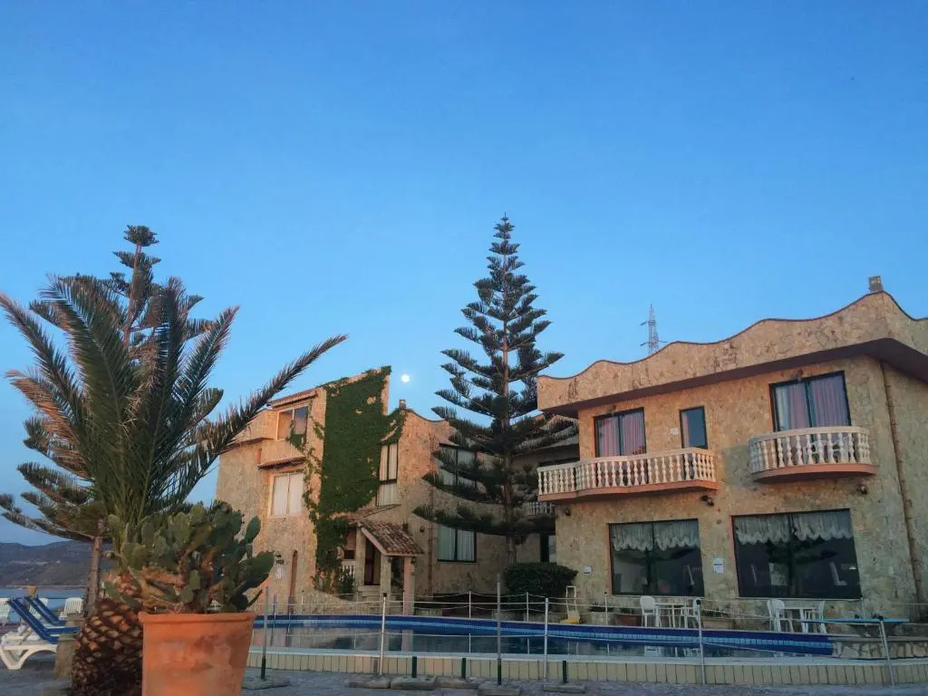Hotel La Playa Blanca