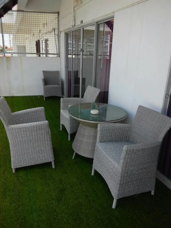 C&C Residence Bistro Restaurant