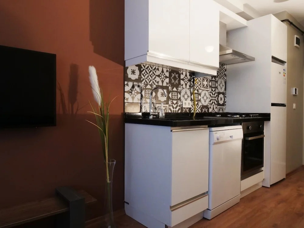 NO24 Suites