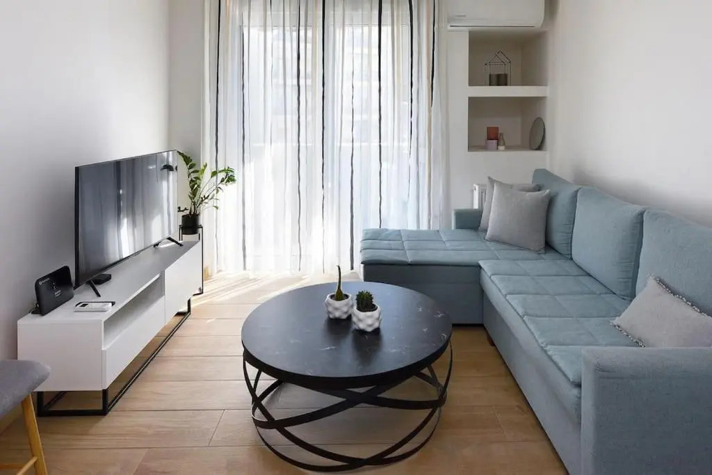 Twin Superior Suites-2nd floor-balcony-250m metro station