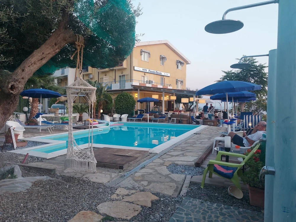 Hotel Piccolo Mondo