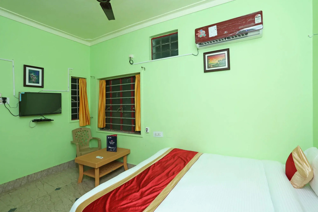 Shree Jagannath Palace By OYO Rooms