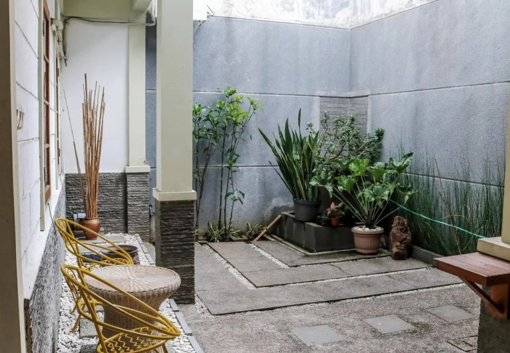 Rumah Asri Bed And Breakfast