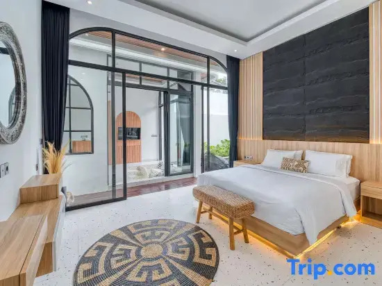 Villa Rioja – 3BR Tropical Retreat in Pererenan  - A Luxury Private Villa By Balinest Villas