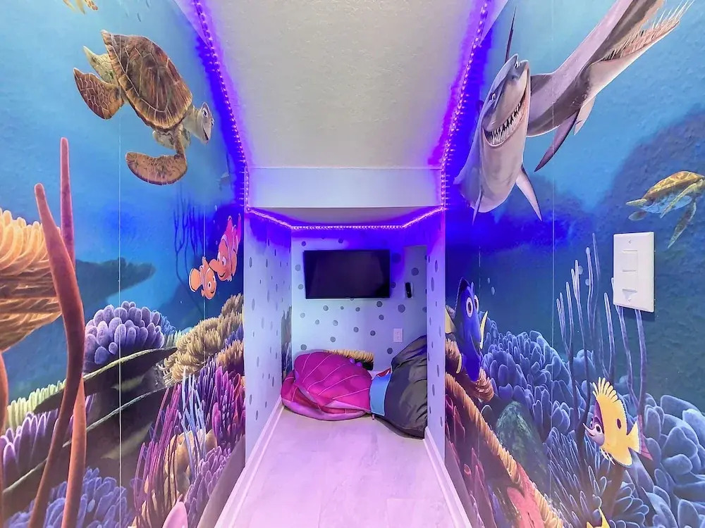 Family Villa Themed Rooms Near Disney