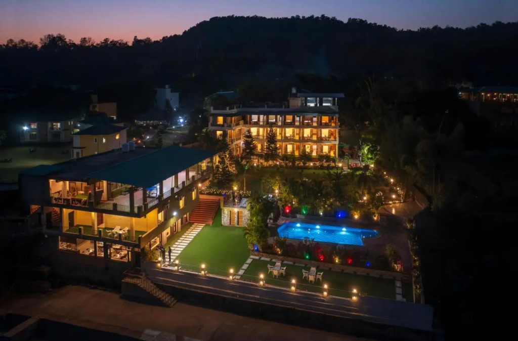 dee Fellows Riverside Resort