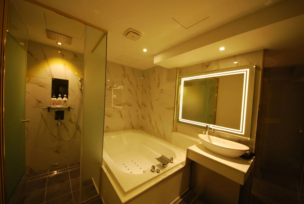 Hotel BUTI &