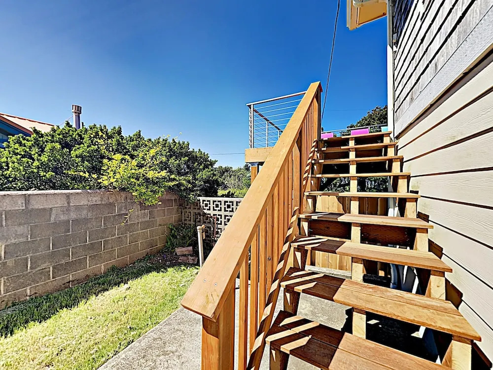 457 NW 57th St Home 2 Bedrooms 2 Bathrooms Home