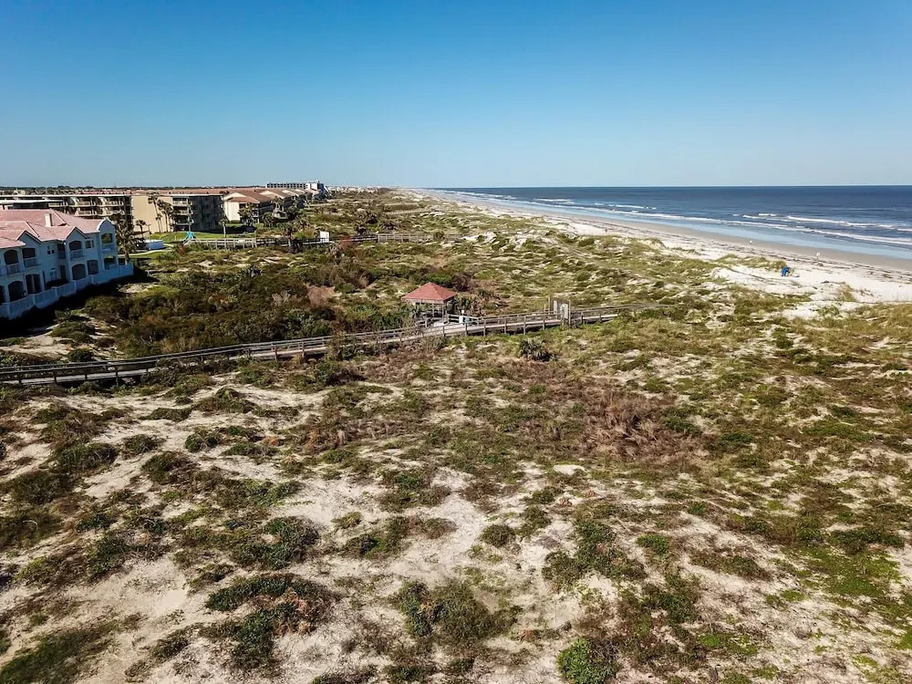 Oceanfront Gem: Elegant 3BR Condo in St. Augustine