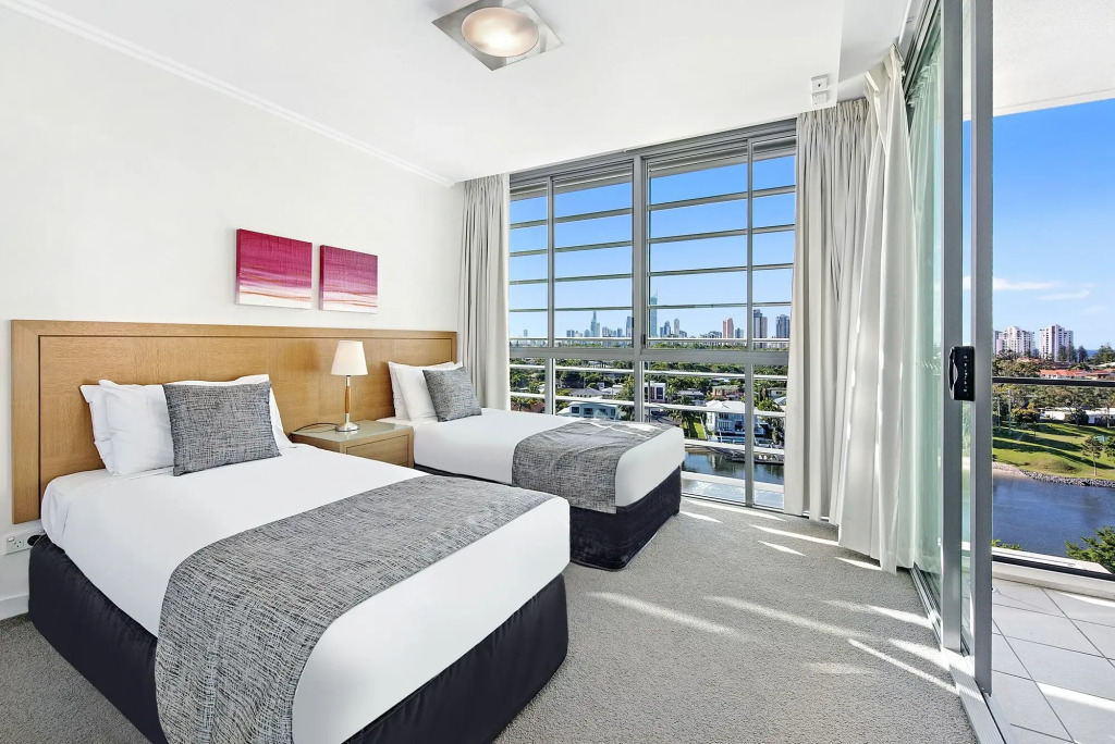 ULTIQA Freshwater Point Resort Broadbeach