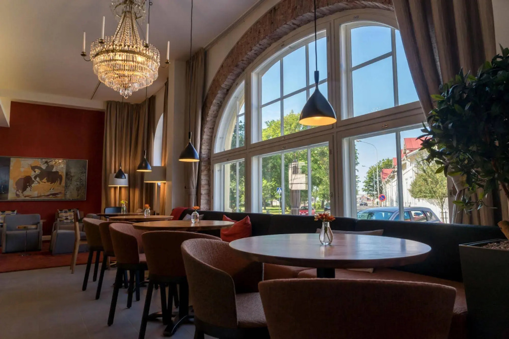 Regatta Spa Hotel