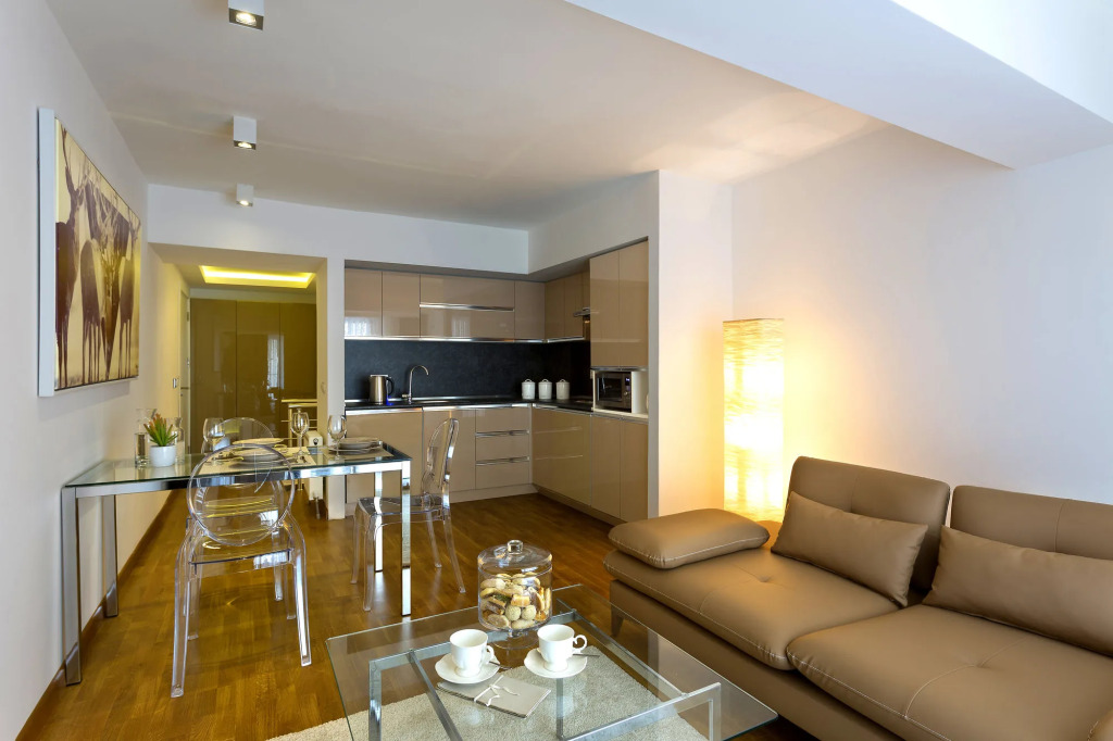 The Place Suit & Apartments