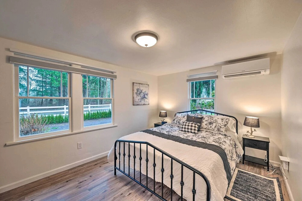 Redmond Farmhouse on 2 Acres w/ Deck & Grill!