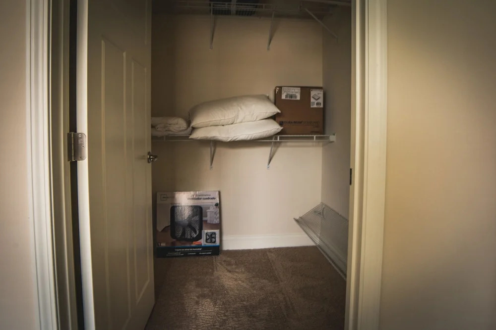Wesley Heights Studio 1 BR Apts by Frontdesk