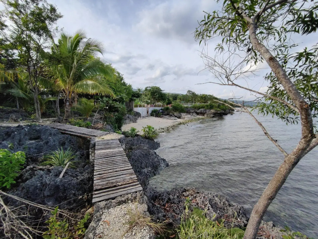 Meili Beach Resort