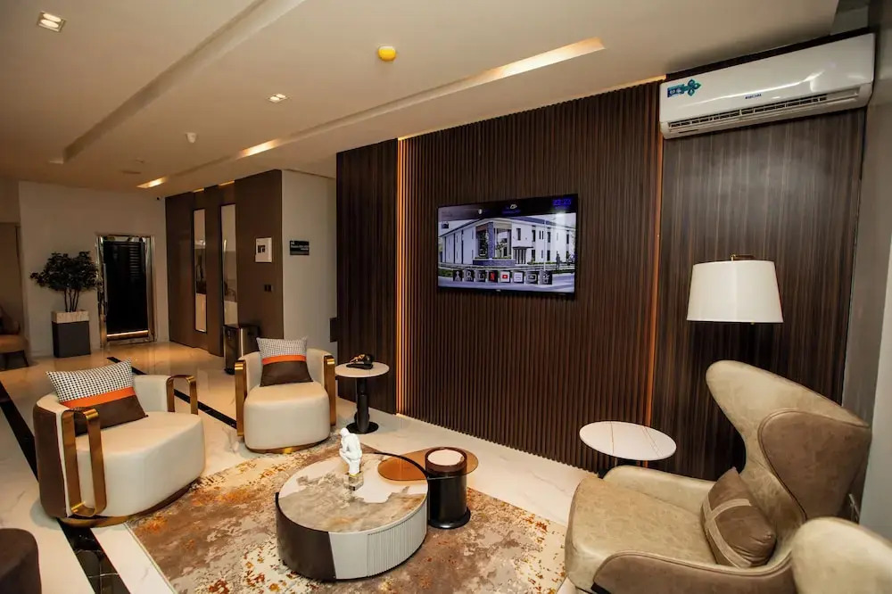 Stay and Homely Hotel