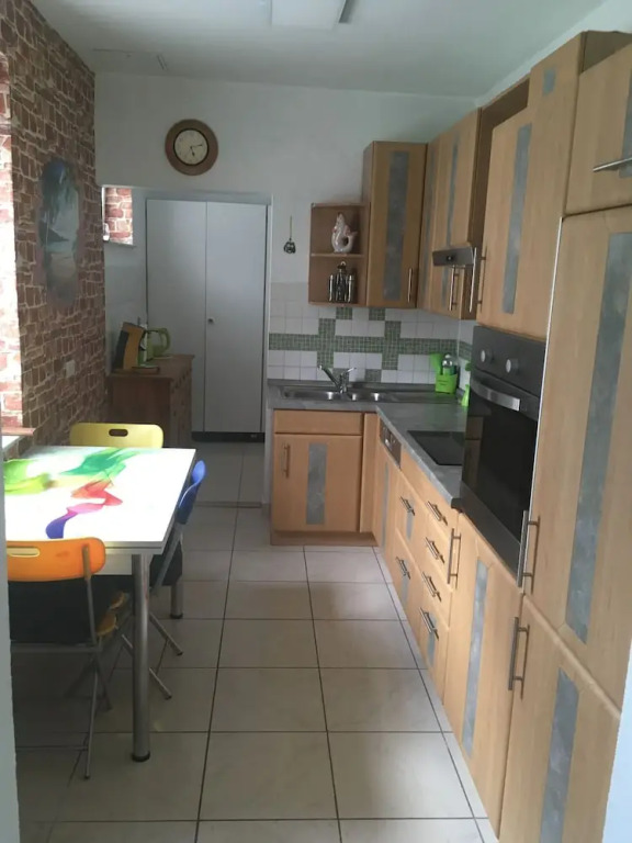 Sam Apartments