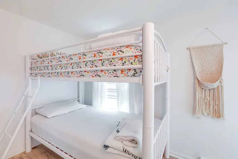 Walk to Campus & Palmer Square: Dtwn Townhome