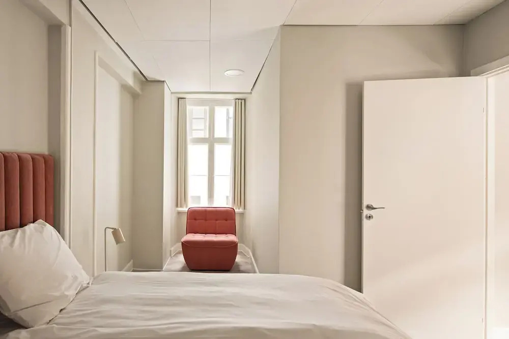 Queens Suites by Daniel&Jacobs