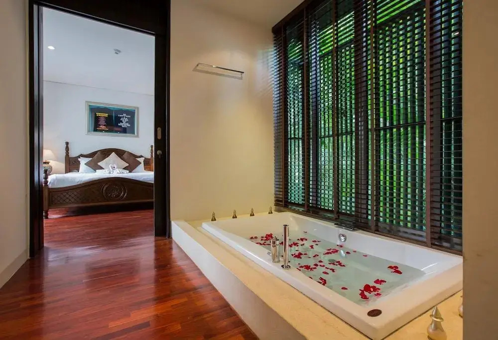 Kata Gardens Beach Apartment 5B