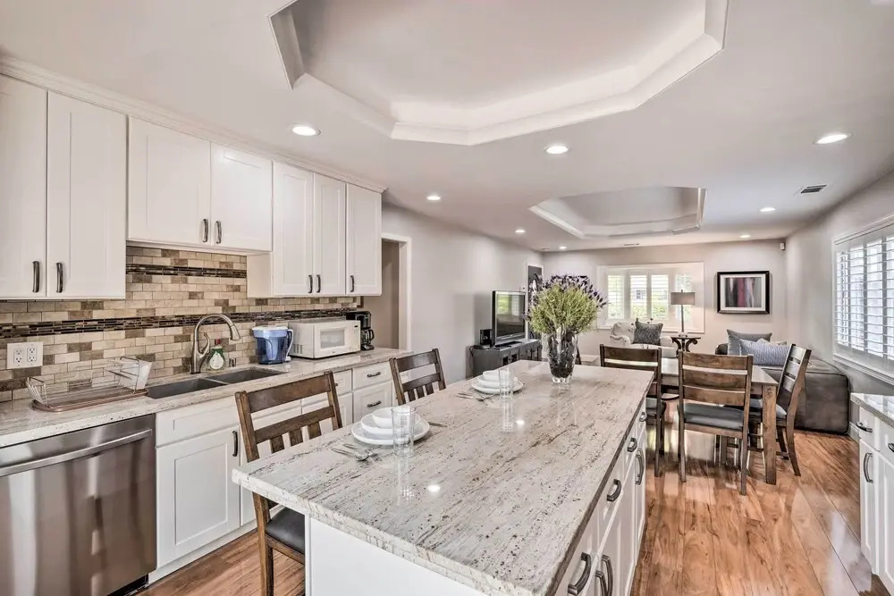 Walkable Family Home Near Levi's Stadium!