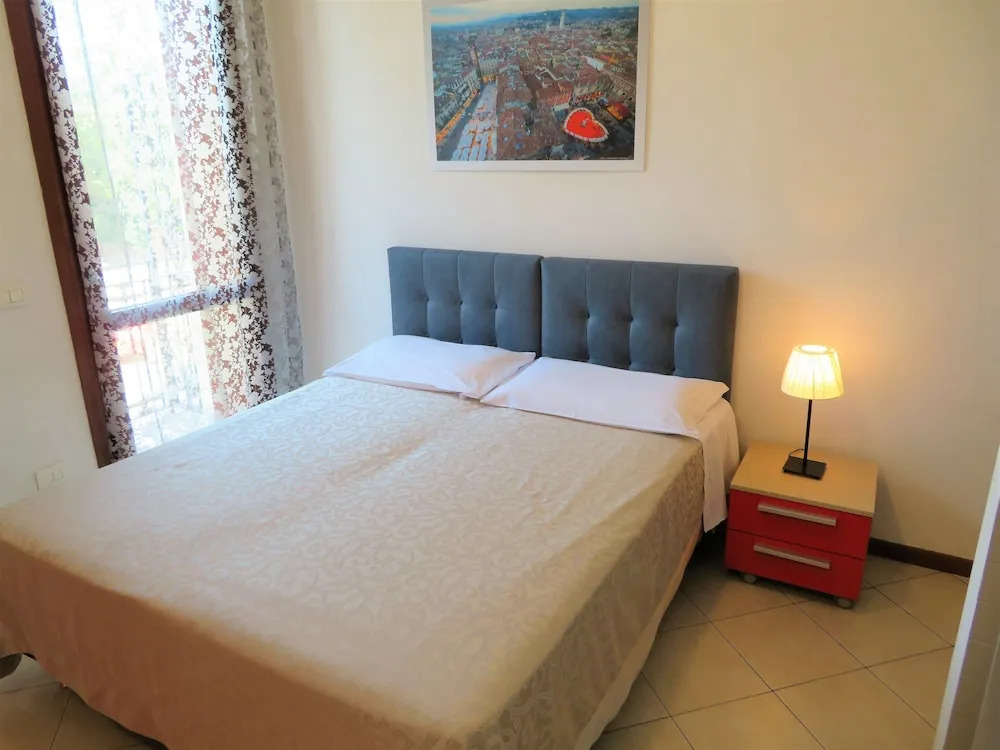 Verona Class ApartHotel "Residenze del Cuore"