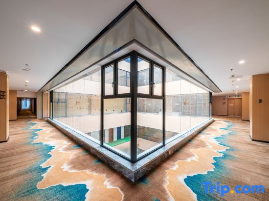 Yuzhan Hotel (Riyue Bay Branch, Lovers Middle Road, Zhuhai)