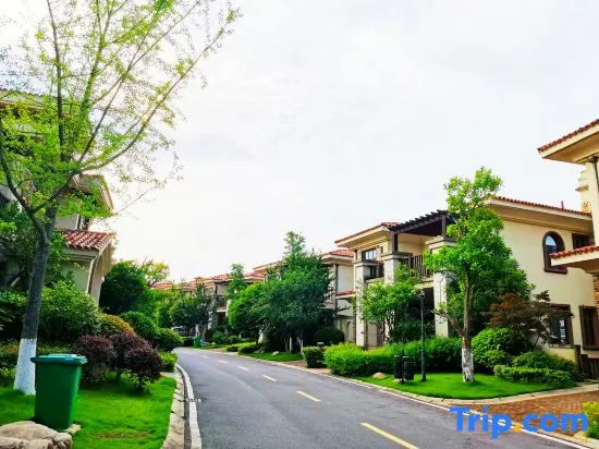 Huitang Yiqi Bieyuan Hot Spring Holiday Villa