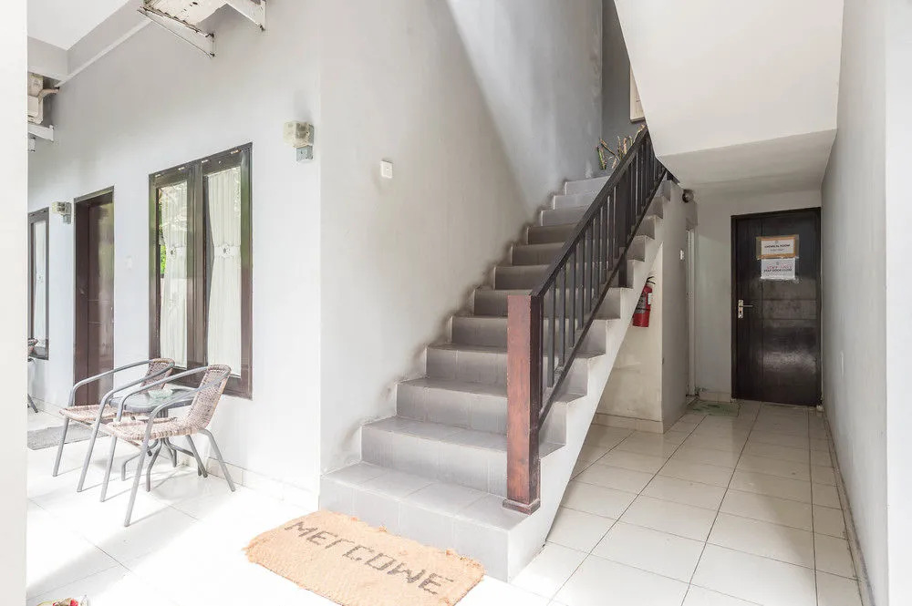 Airy Legian Nakula Barat 10 Kuta Bali