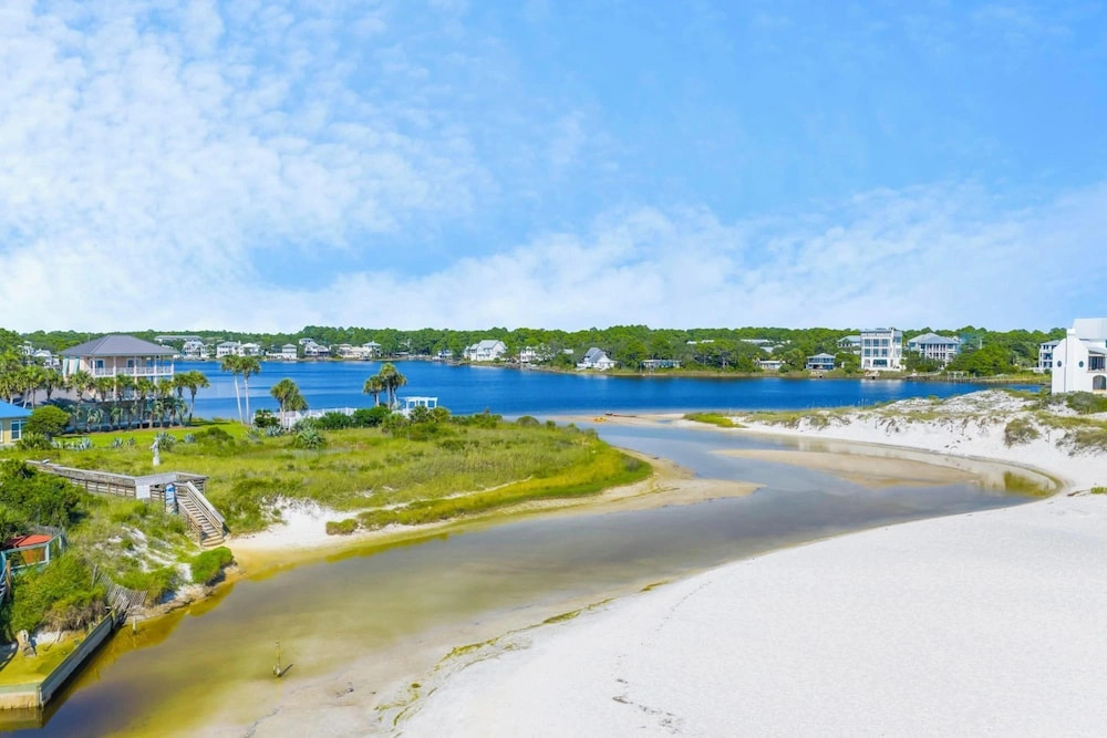 30A - Hidden Lakes Condo Rentals