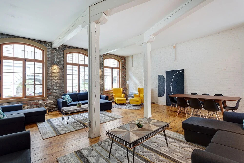 Bachelor Pad by Hometrotting