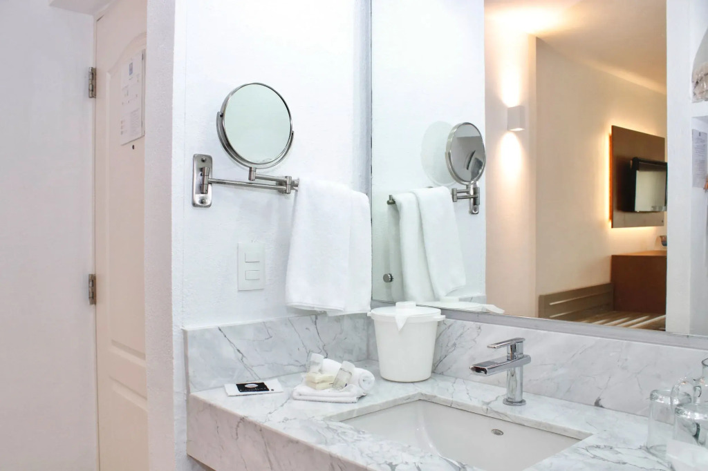 Comfort Inn Monterrey Valle