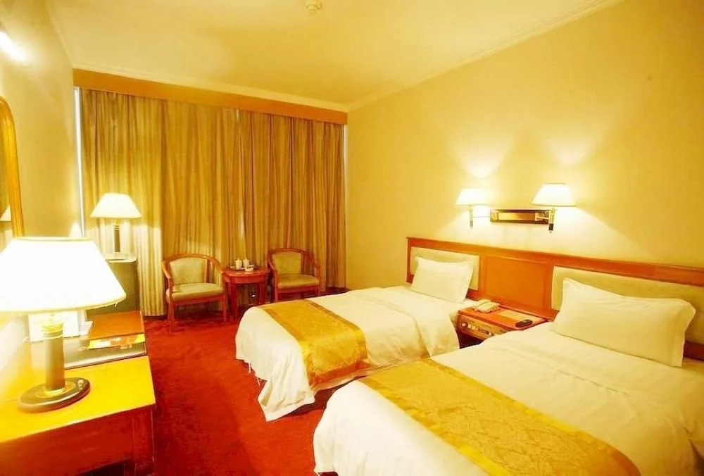 Guiyuan Holiday Hotel