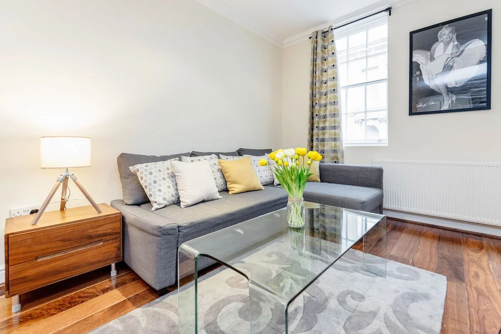 Spectacular Strand Two Bed Apartment