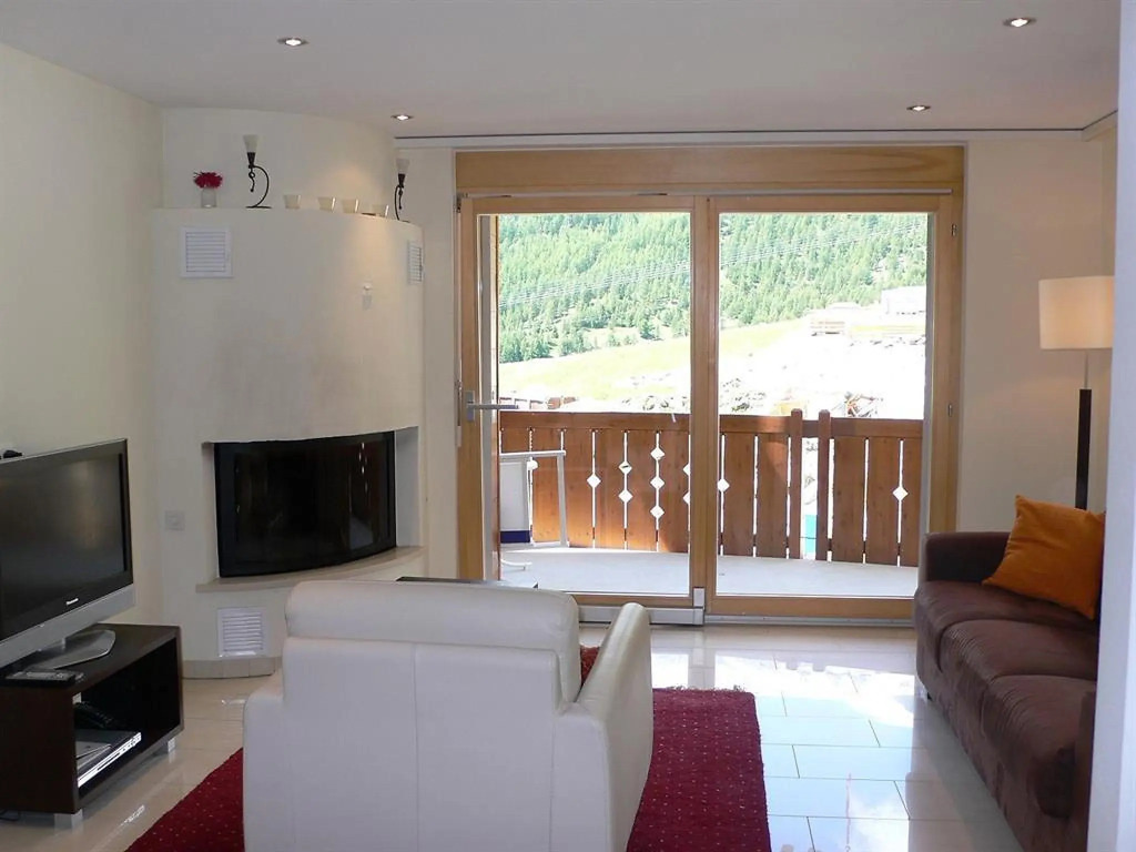 Aramis - Two Bedroom