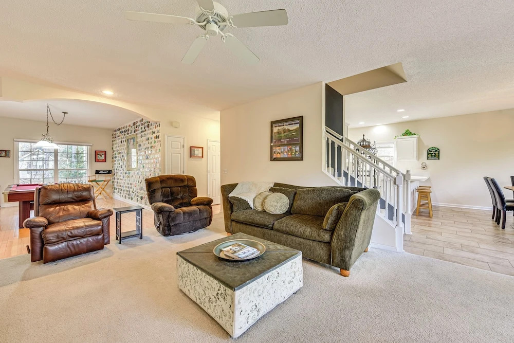 2 Mi to Pinehurst Resort: Spacious Golf Getaway!